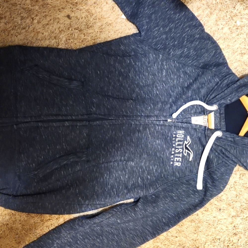 Hollister zip up
